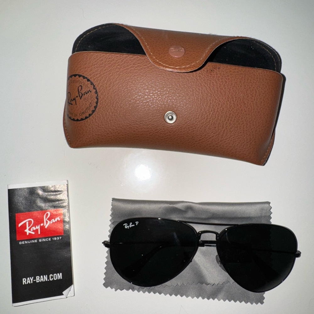 Ray-Ban Tan Leather Sunglasses Holder